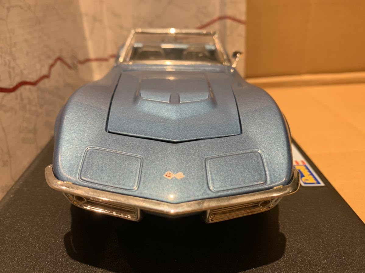 Amazon.co.jp: シボレーコルベットC3コンバーチブル1969 1/18 Revell