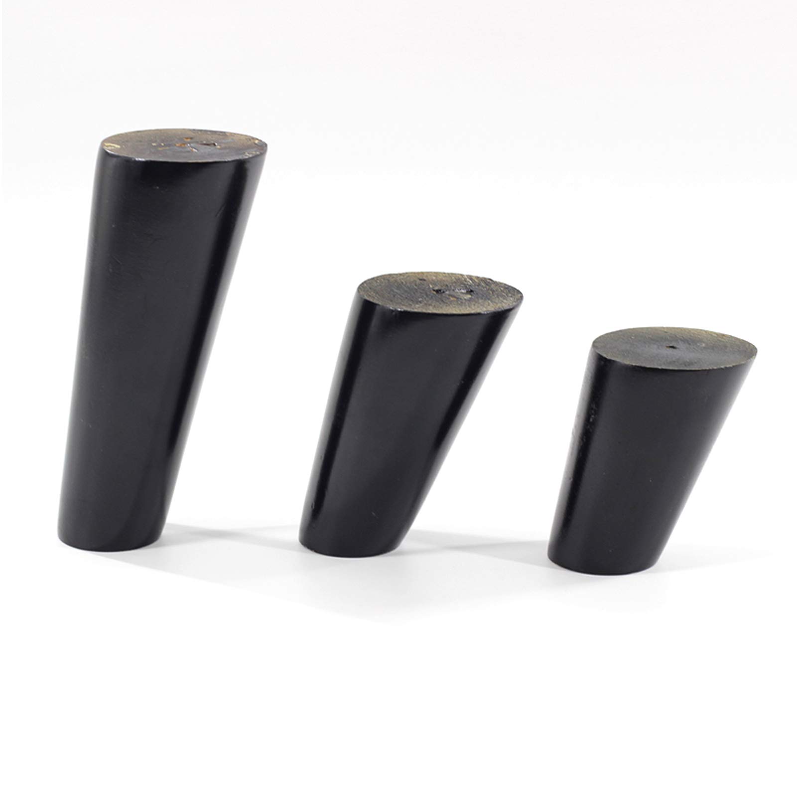 Patas de mesa en ángulo oblicuo para renovar el estilo de tu salón 1