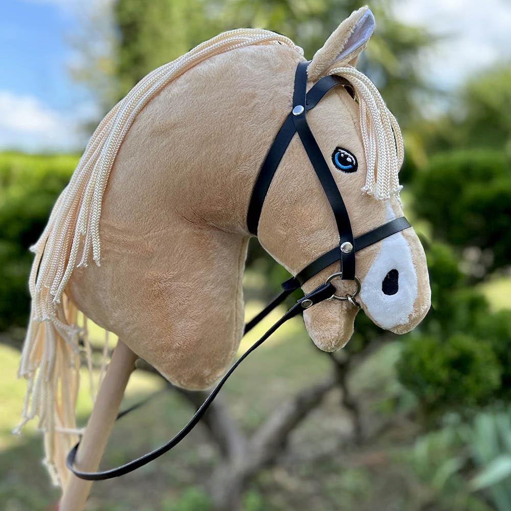 Hobby Horse Land Komplettes Hobby Horse Set Quater Horse Palomino + Netz + Halfter + Führstrick + Insektenschutzhaube, Pferde Stock für Hobby Horsing Aktivitäten, Alter: Little Kid, Big Kid