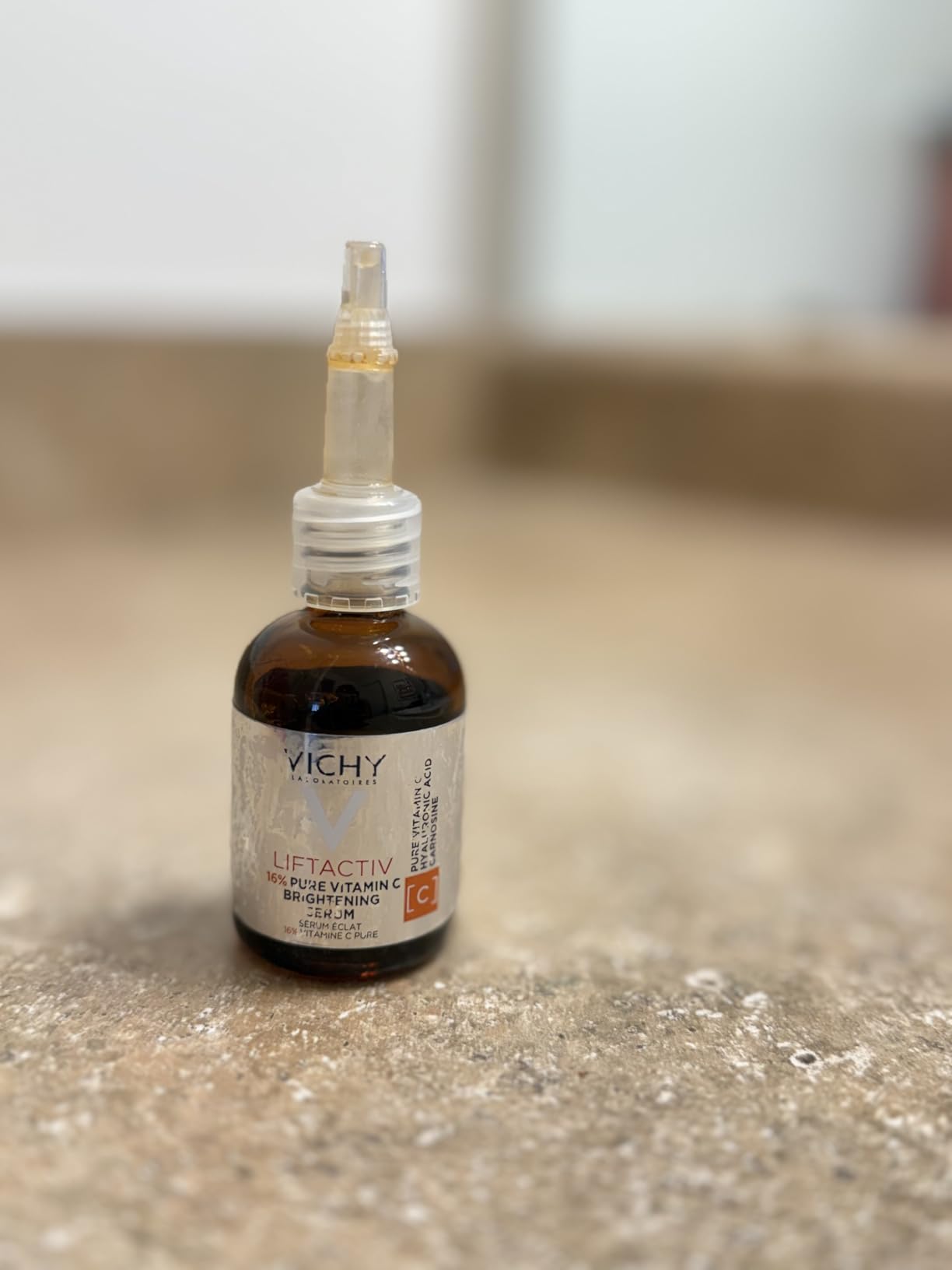 Vichy LiftActiv Vitamin C Serum For Face, Brightening Serum With Pure Vitamin C + Hyaluronic Acid + Vitamin E, Reduces Fine Lines, Smooths Skin Texture, Improves Radiance, Anti Aging