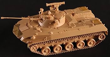 ズベズダ　1/35 BMD-2 完成品　装甲車　戦車　模型　 61WLmaNhs+L._UF894,1000_QL80_.jpg