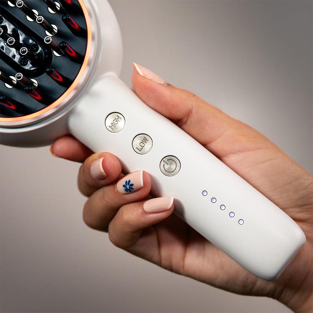 Cecotec Spazzola riparatrice con microcorrenti EMS, luce LED rossa e blu HairCare Revitalize TotalCare. Applicatore di siero e 5 livelli, nutre, rassoda e rafforza i capelli dalla radice