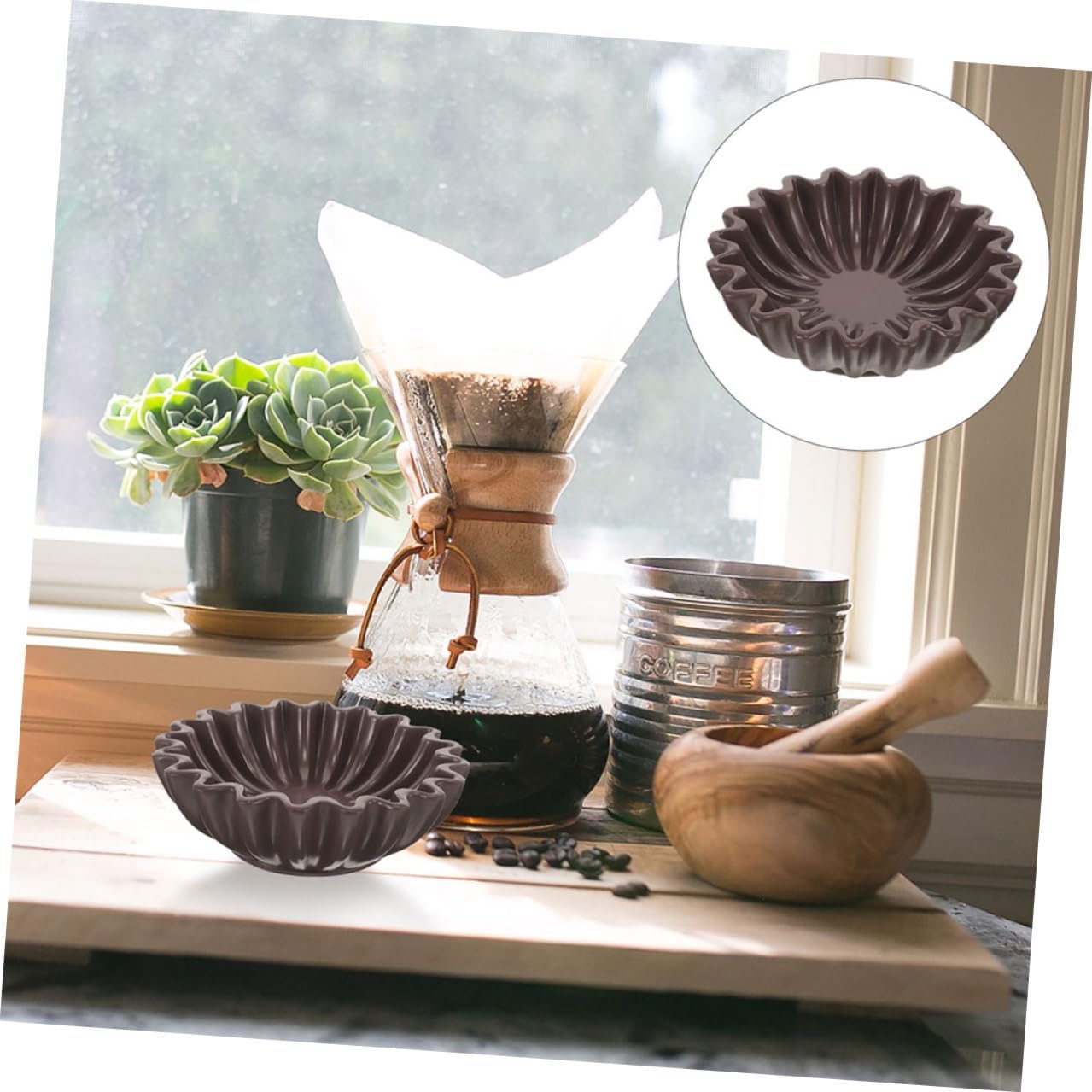 Healifty Decorative Bowl with Leaf Edge 10-inch Black Resin Candy Dish and Jewelry Storage Organizer for Living Room Entryway Keys Holder Home Décor Accent