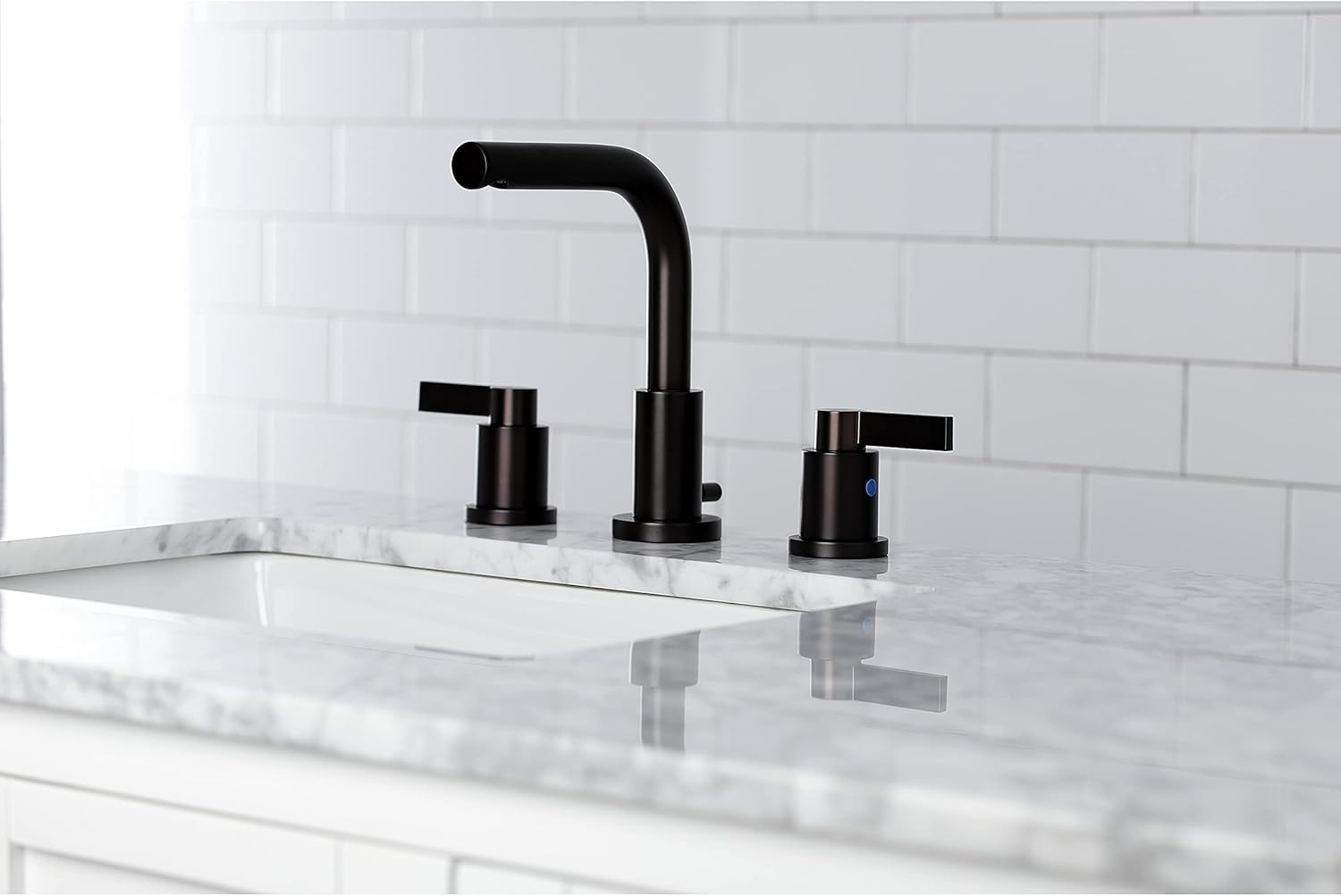 Fauceture FSC8955NDL 8 in. Widespread Bathroom Faucet with Pop-Up Drain, Oil Rubbed Bronze