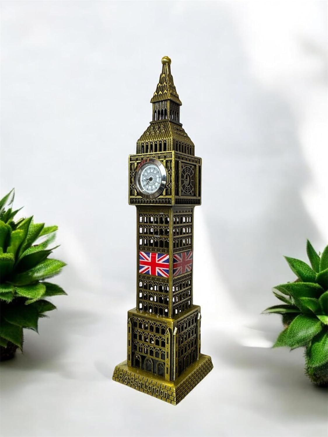 Shabjy Metalic London Big Ben Tower Model With Flag – 24Cm Clock Tower Statue Uk Landmark Ornament Tourism Souvenir England Big Ben Figurine For Home, Office, Desktop Decor Multi Color (Metalic)