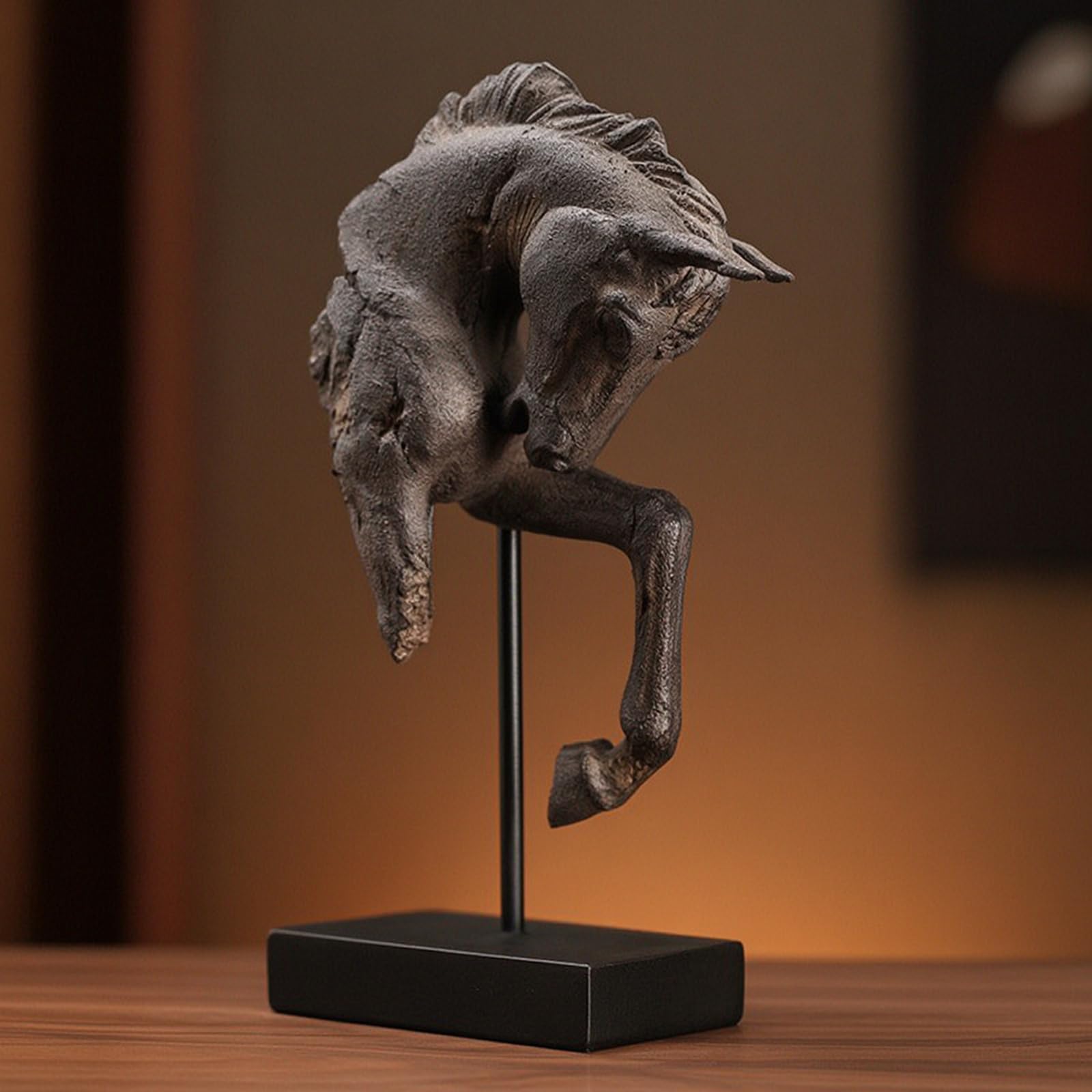 Milageto Estatua de Caballo Decorativa Cabeza de Caballo Escultura Busto Figura Ornamental Resina Sintética Diseño Elegante Cabeza Inclinada y Soporte Firme Adecuada para Hogar Vitrina Entrada 43cm
