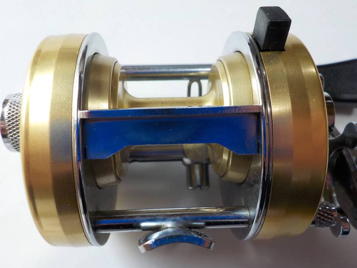 Amazon.co.jp: アブ アンバサダー 2500C ゴールド 美品 アブガルシア 