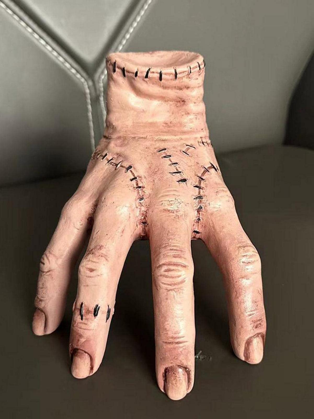 Amazon.co.jp: ウェンズデー アダムス ファミリー シング ハンド 2022