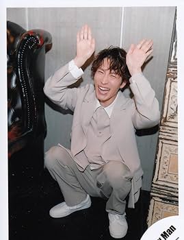 Amazon.co.jp: Snow Man 公式 生 写真（渡辺翔太）SM01604 : おもちゃ