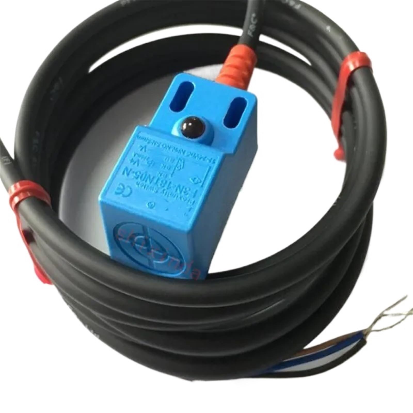 ZXTIIEUF 5pcs Proximity Switch Sensor F3N-18TN05-N/N2/P P2 R2M SN04-N(F3n-18tn05-p R2m)