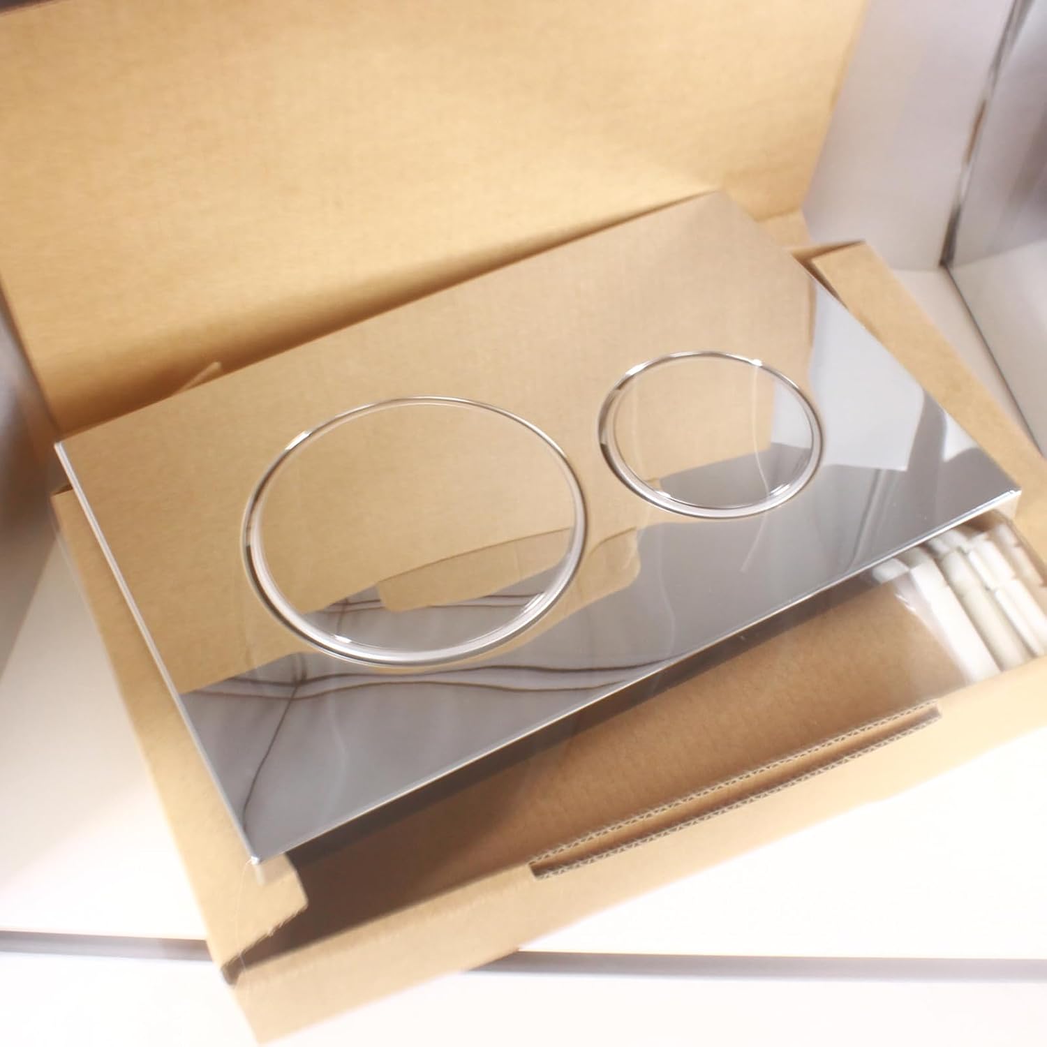 Bright Silver Dual-Flush Actuator Plate for Concealed Cisterns Compatible with Sigma20 115.882.KJ.1
