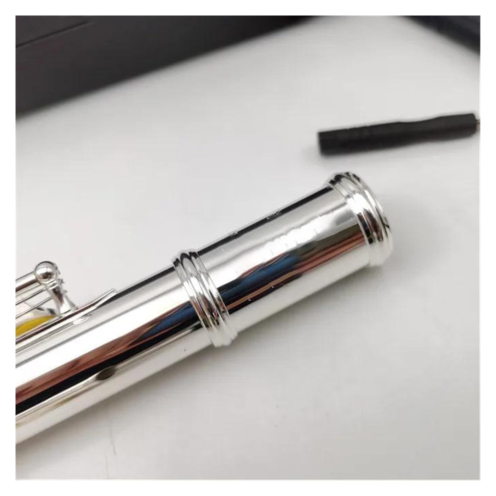 Amazon | 白銅銀メッキボディ C キー 16 穴フルート楽器ケースと