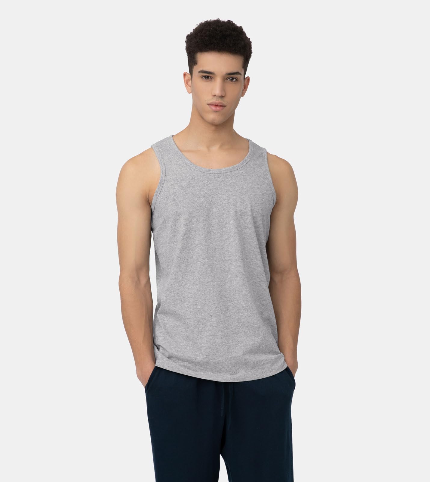 LAPASA Herren 4er Pack Unterhemd 100% Baumwolle Classic Tanktop Atmungsaktiv Rundhals Fitness Achselshirt Muskelshirt M36