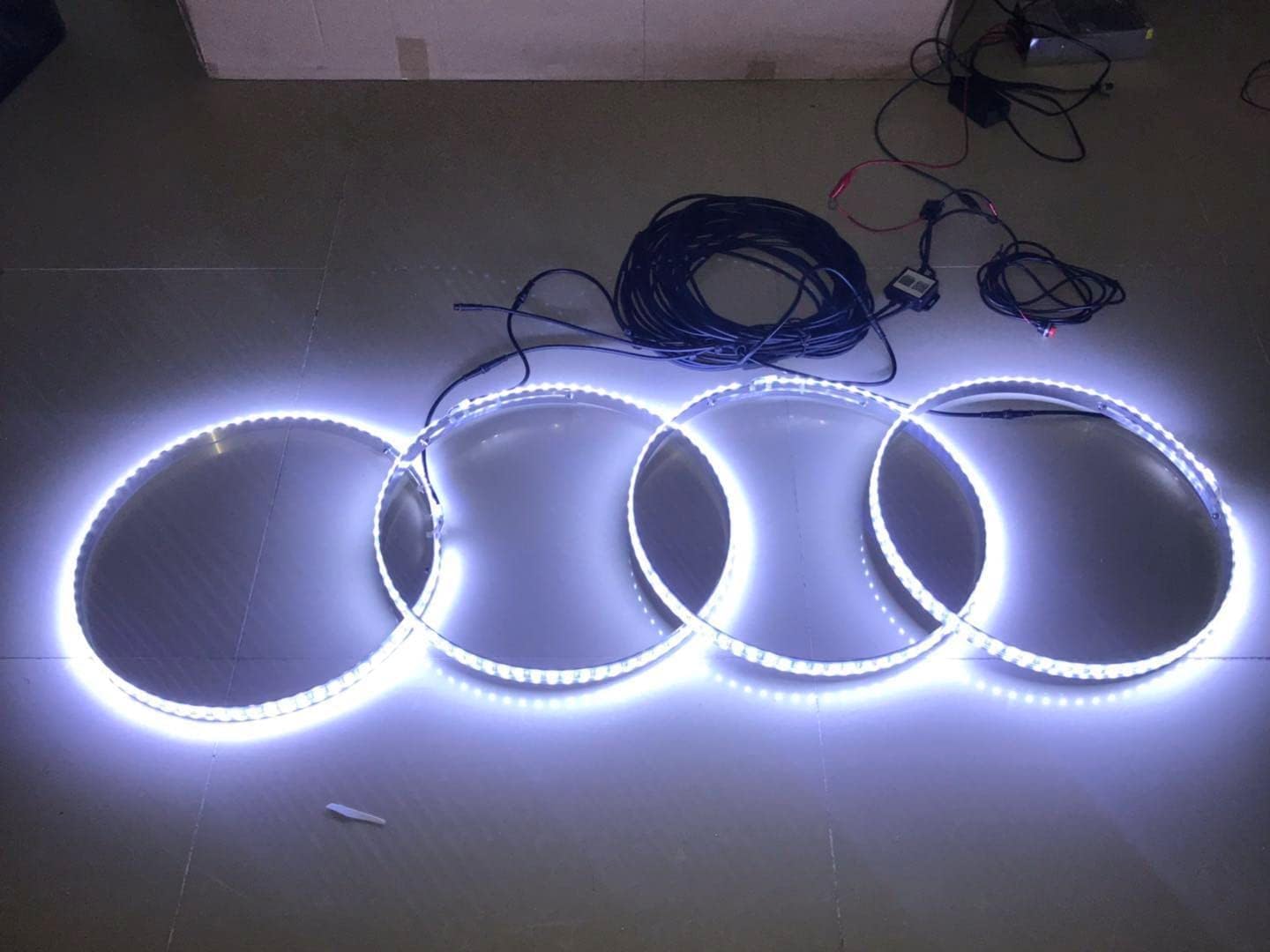 Crazy Light Flash 4PCS 17.5'' LED Pure White Wheel Lights Truck Lights LED Illuminated Wheel Rings IP68 Waterproof Wire Controller