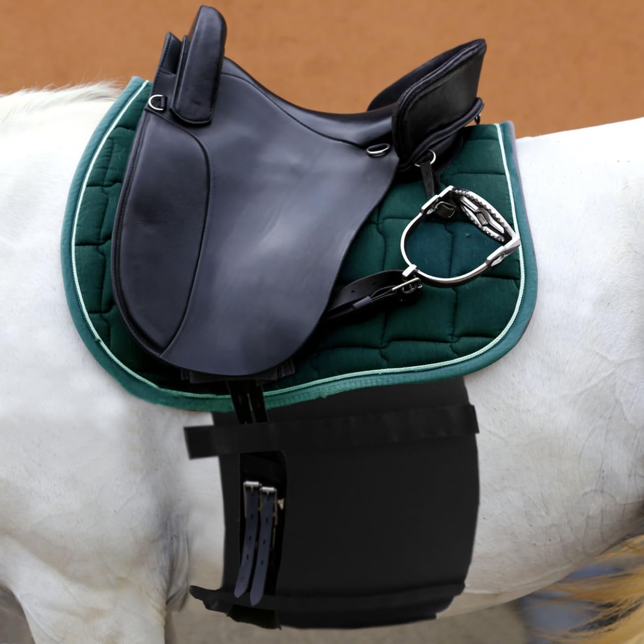 DayoVortex Black Horse Belly Guard Cover for Protecting Abdomen from Spurs and Injured Skin Comfortable Belly Band Breathable Horse Spurs Band Full Size (M) Width:30CM
