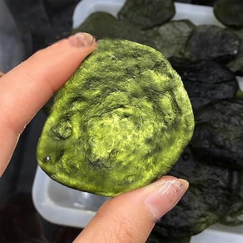 YLLLLY 1PC Really Natural Moldavite Rough Stone Czech Meteorite Crystal Energy Gemstone Valuable Property Beautiful Crystal.(3-5g)