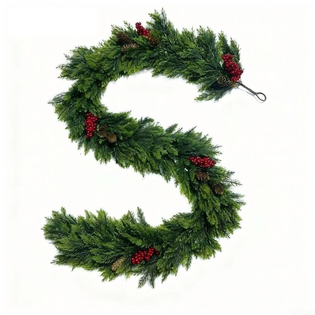 Künstliche Tannenzweige mit roten Beeren 270cm realistische Weihnachtsdekoration für Treppen Geländer und Kamin DIY Girlande(270cm)