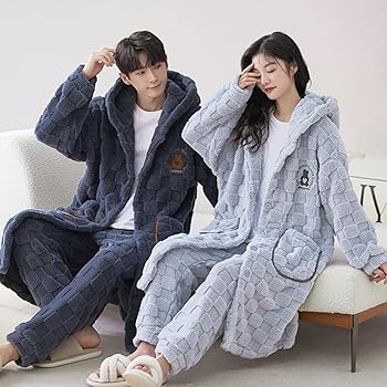 着る毛布 冬 吸湿発熱 暖かい 防寒 男女兼用ルームウェア 着るブランケット　М 着る毛布 吸湿発熱プラス1℃ マイクロファイバー毛布 着丈110cm ユニ