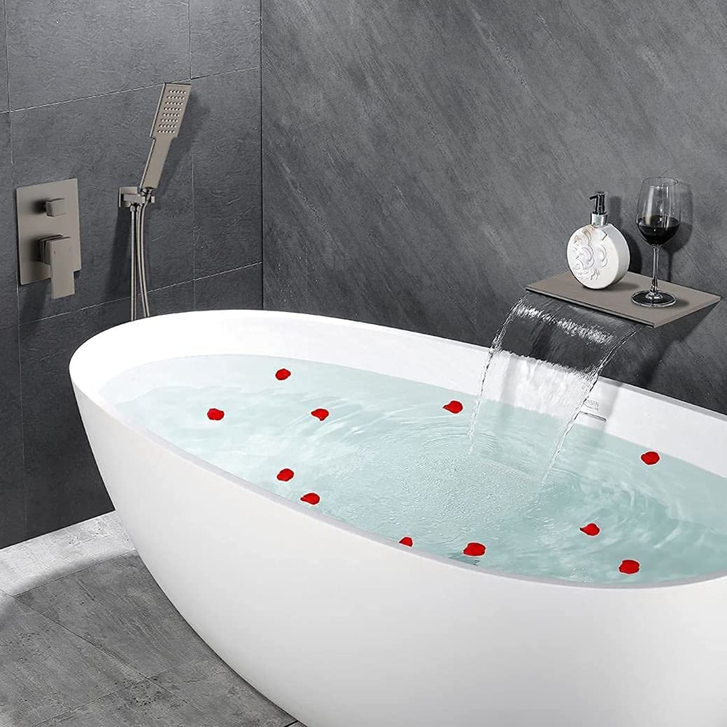 Moderno relleno de bañera de pared gris plomizo con boquilla de cascada y ducha de mano, latón macizo, diseño de un solo mango para mejorar el baño rious