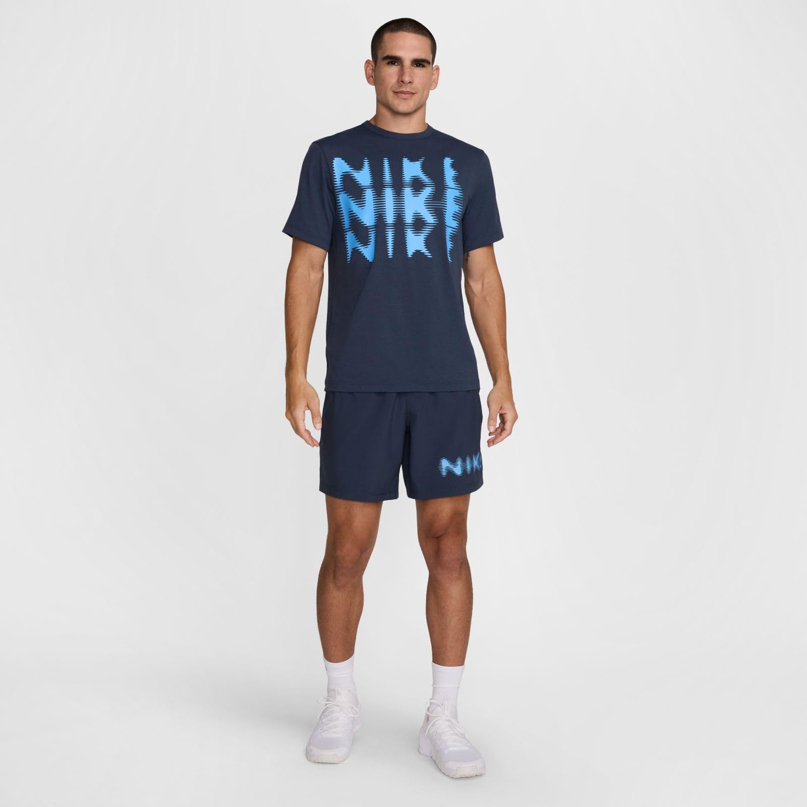 Nike Herren Dri-fit Uv Hyverse Ss Swoosh T-Shirt (1er Pack)