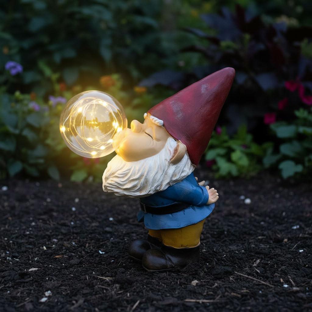 Solar Garden Gnome Statue – Light Up Bubble Blowing Outdoor Gnome Ornament, Weatherproof Resin Garden Decoration, Novelty Garden Gift for Lawn, Patio or Pathway