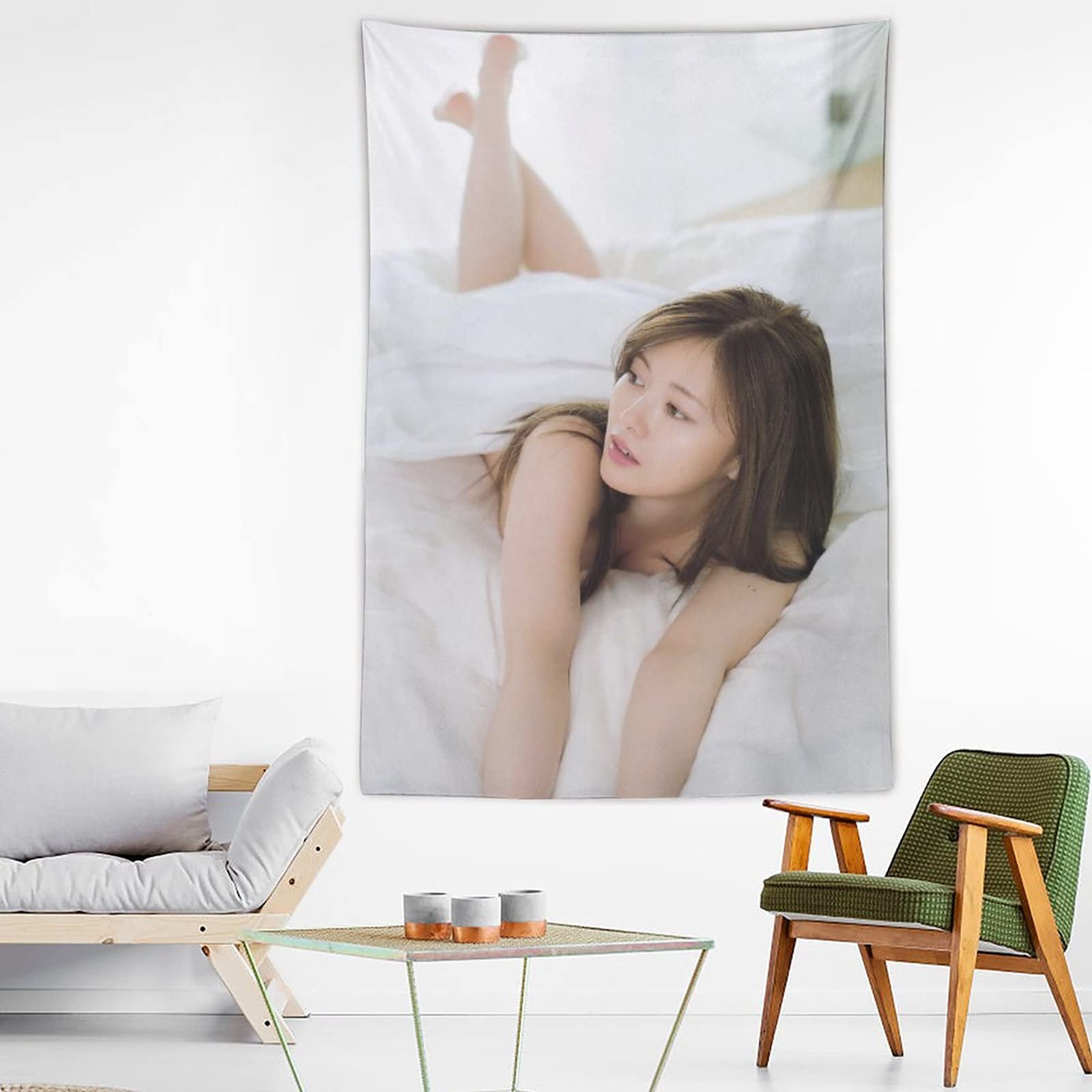 Amazon.co.jp: 白石麻衣(乃木坂46) グラビア画像写真のタペストリー