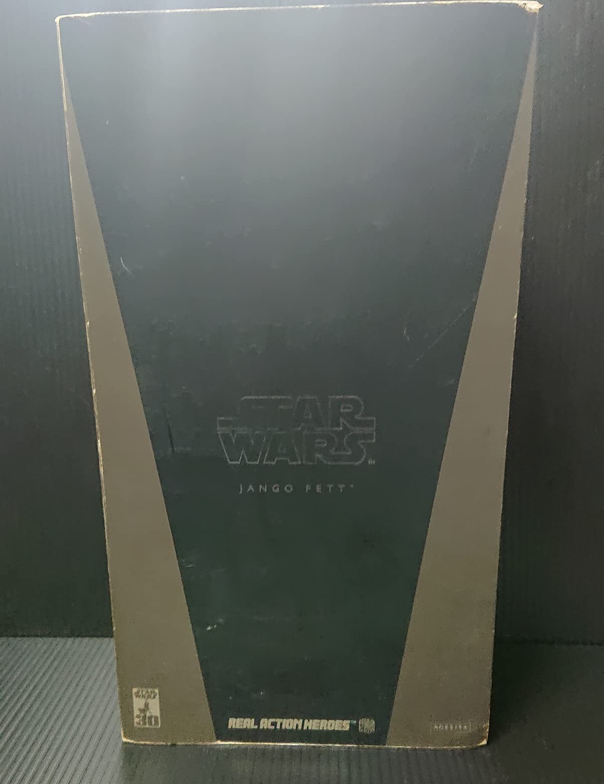 RAH リアルアクションヒーローズ スター・ウォーズ JANGO FETT 1/6スケール ABS&amp;ATBC-PVC製 塗装済み可動フィギュア Amazon.co.jp: RAH リアルアクションヒーローズ スター