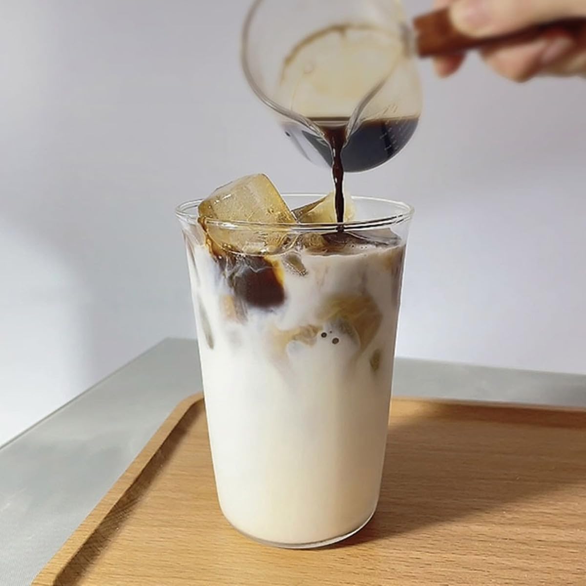 4-częściowy zestaw szklanych kubków wielokrotnego użytku, 420 ml, przezroczyste naczynia do picia do domu, podróży i spotkań przy basenie, nadają się do mycia w zmywarce, ekologiczne szklanki do