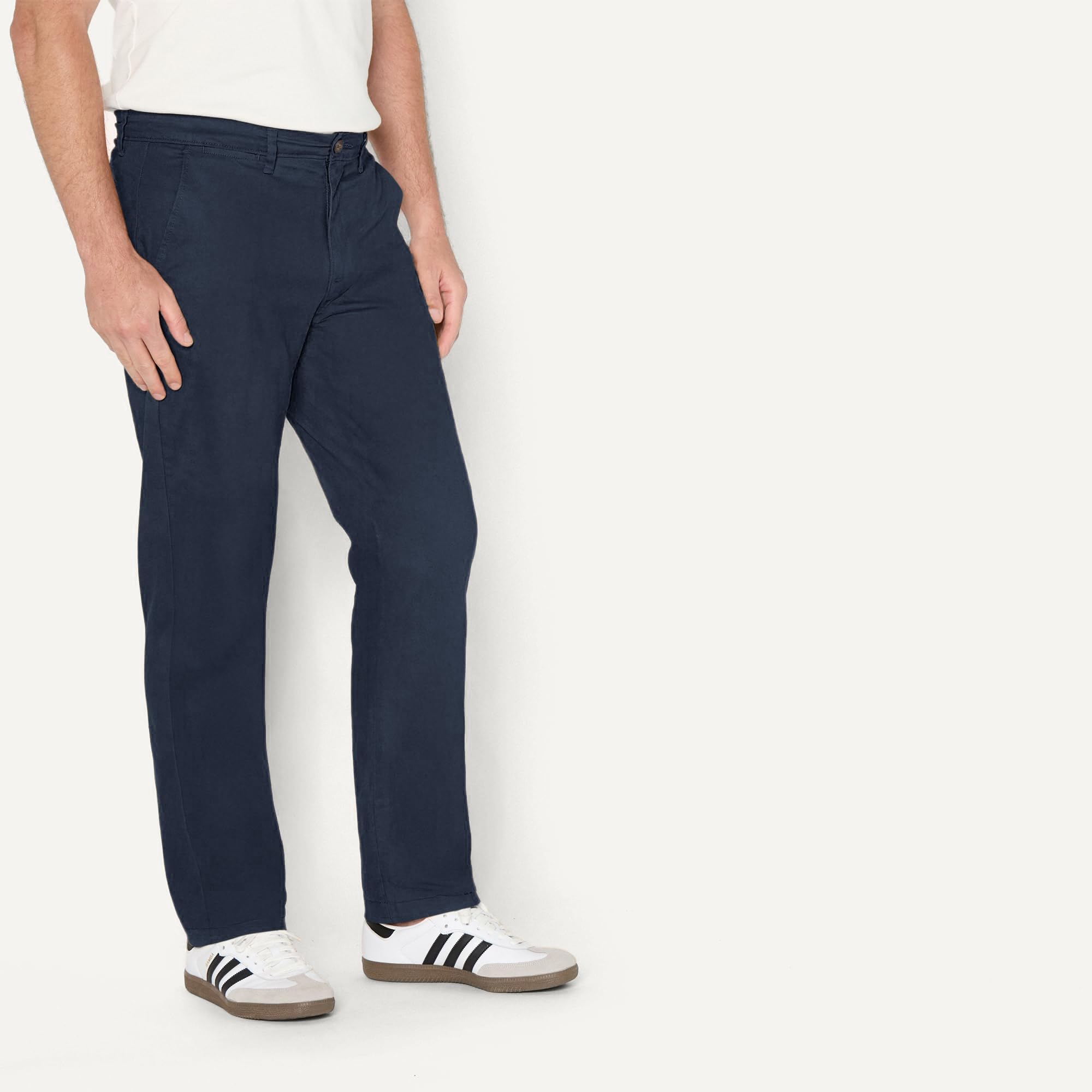 Amazon Essentials Men's Athletic Fit Casual Stretch Chino Work Trousers (Available in Big & Tall) — view 2