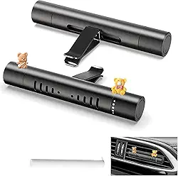 Aromatizador de Carro Unissex com Clipes para Ventilação – Perfume Automotivo Premium com Fragrâncias Naturais e 2 Bonequinhos de Silicone – Difusor de Ar e Aromaterapia (1 unidade)