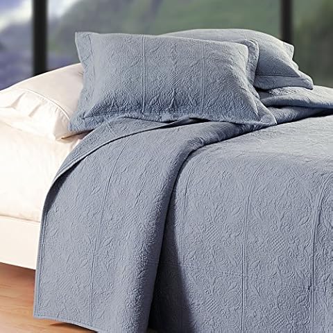 C&F Home Colonial Blue Quilt Cover