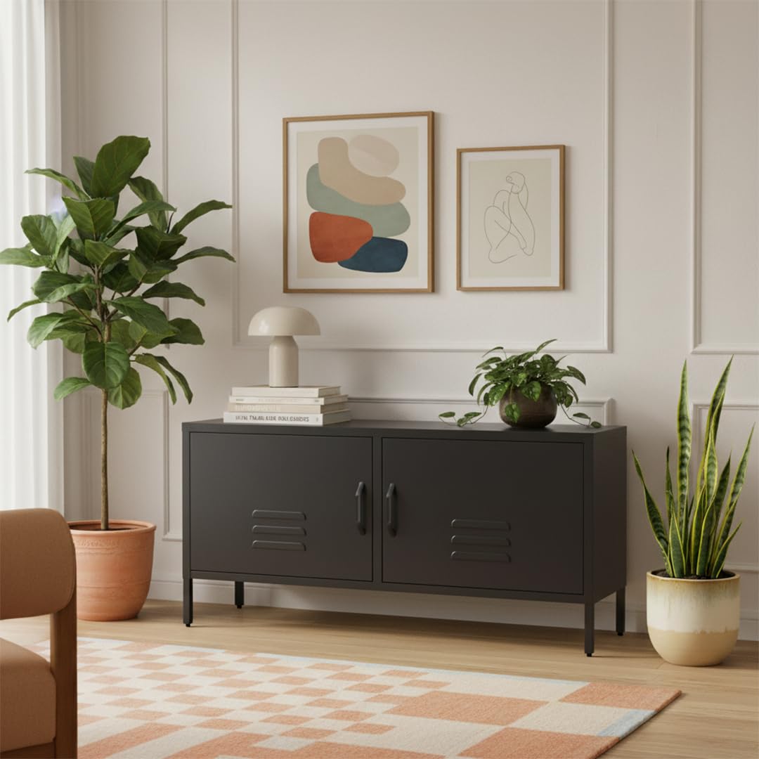 skølm Atria Lowboard 105x38x55 cm, Schwarz, aus Metall, TV Schrank stabil | Fernsehtisch mit 4 verstellbaren Fächern, TV Board, Sideboard/Fernsehschrank/Wohnzimmerschrank/Metallschrank für Wohnzimmer