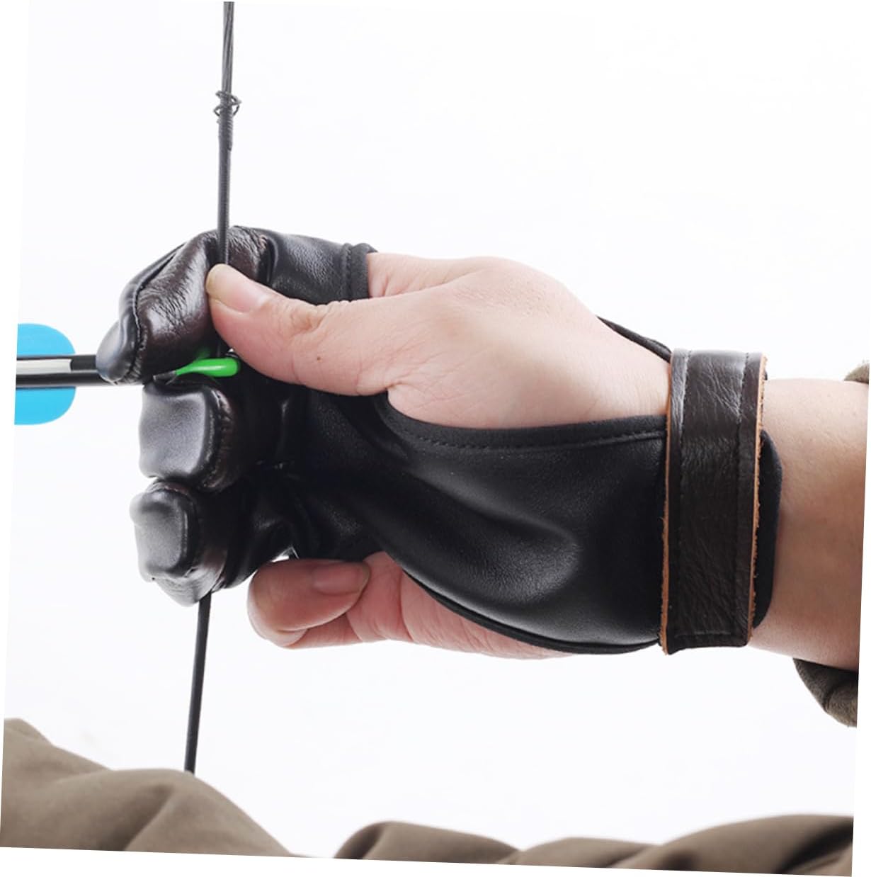 1pc Three Finger Cowhide Glove for Archery -Resistant Protective Gear for Shooting Sports Accessory for and Sports Enthusiasts