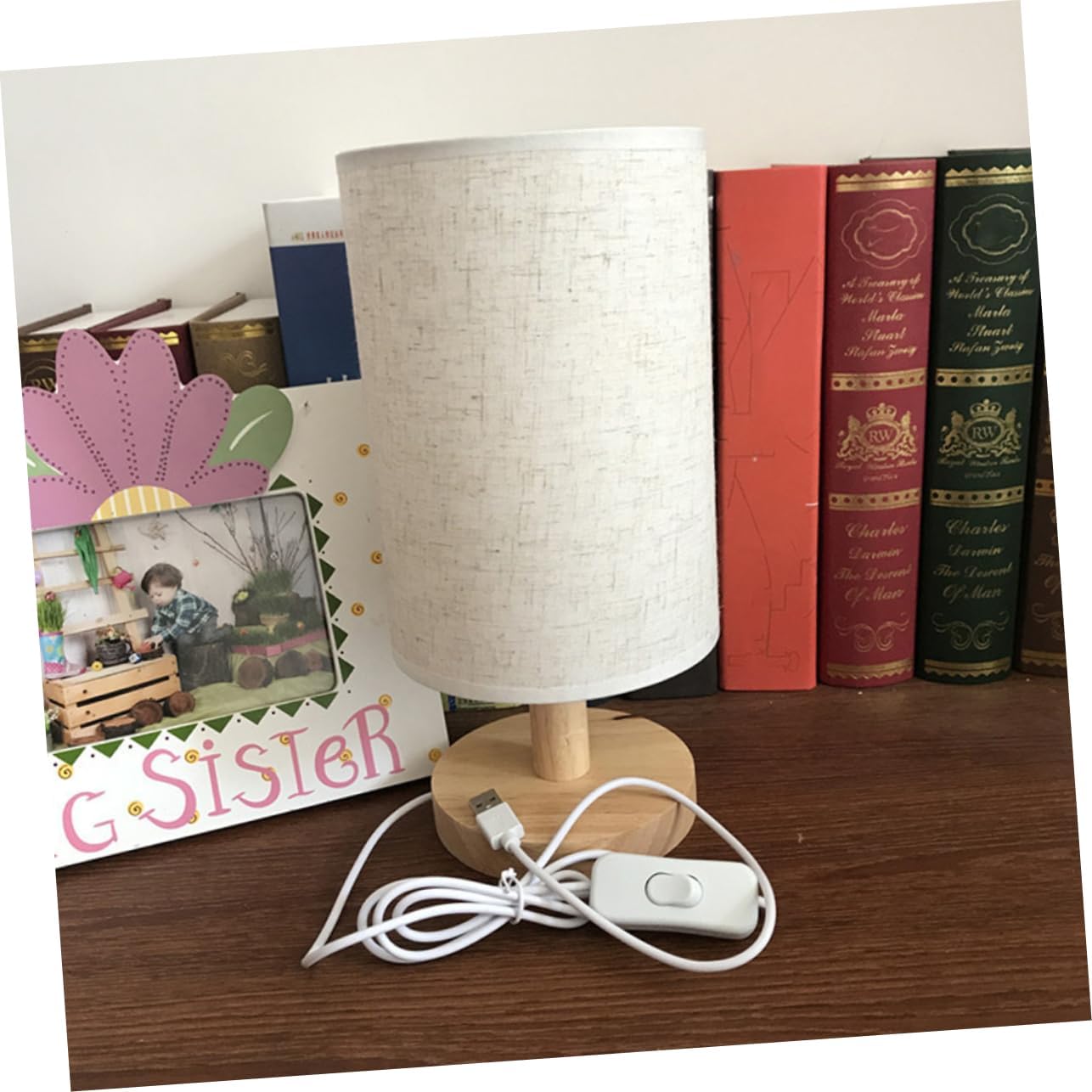 Linen Cloth USB Table Lamp Led Base Modern Bedside Light for Home Decor Eye-Caring Nightstand Lamp Chic Design for Bedroom and Living Room