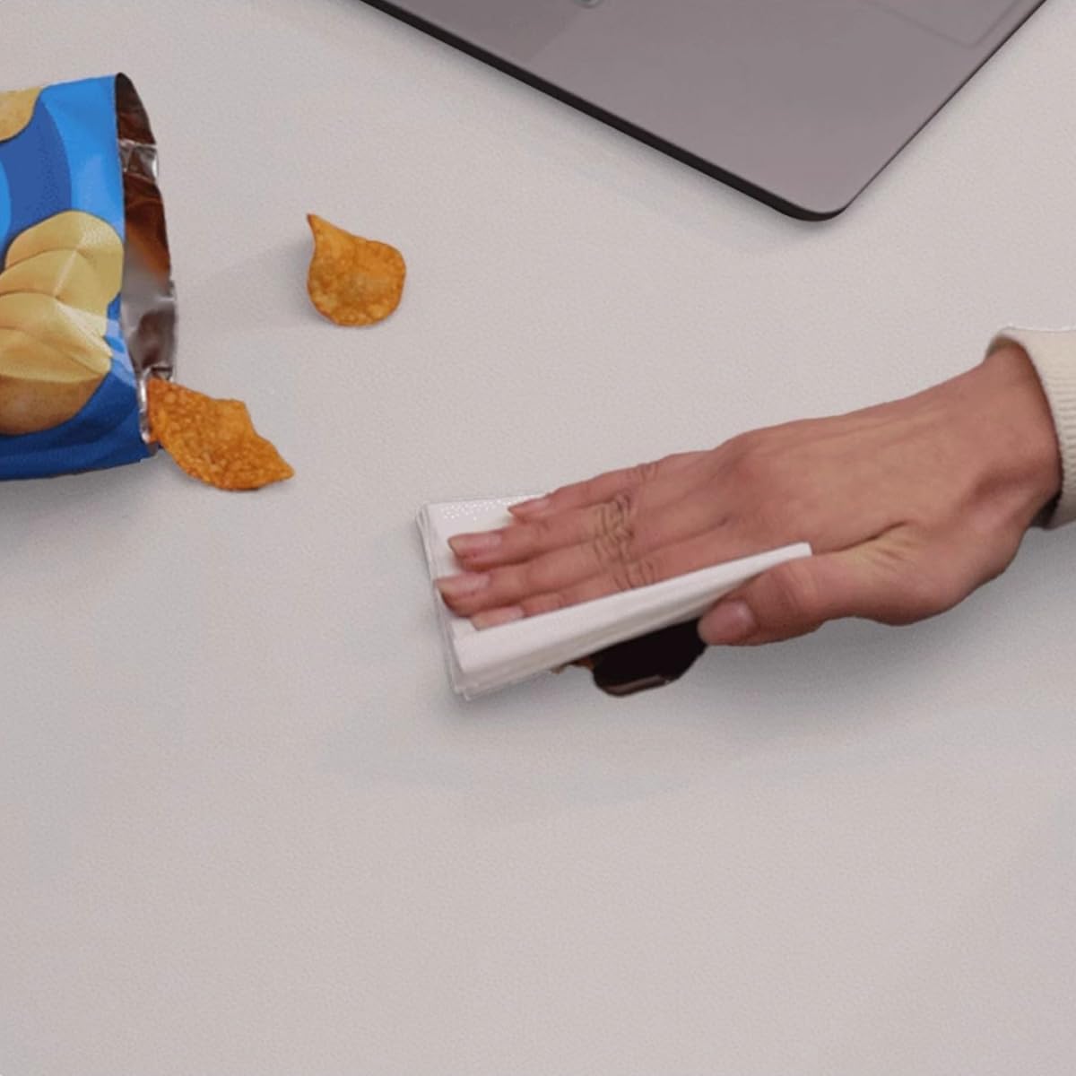 Schreibtischunterlage mit Kantenschutz, große Büro-PU-Leder-Tischmatte für Büro, Zuhause, Arbeit, Studium, Tippen, wasserdicht, schmutzabweisendes Maus- und Tastaturpad (Schwarz, 120x60 cm)