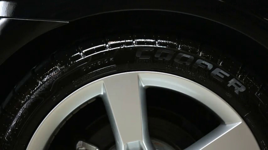 3 Black+Magic+BC23220+Tire+Spray