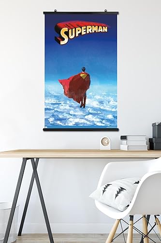 Miniatura 5 de Trends International DC Comics - Póster de pared de Superman - Skyline Clouds, 22.37 x 34.00 pulgadas, paquete de póster y clip prémium
