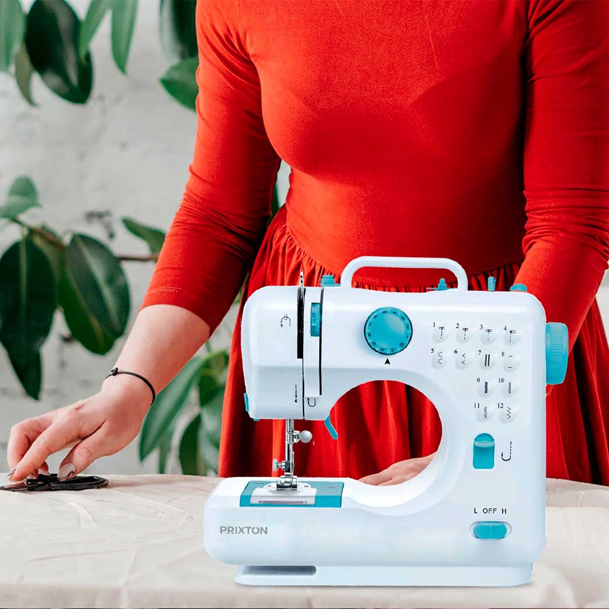 PRIXTON Machine à Coudre portable P110 avec 12 Points de Couture, Tiroir à accessoires, Lampe intégrée, Pédale incluse, Couleur Bleu