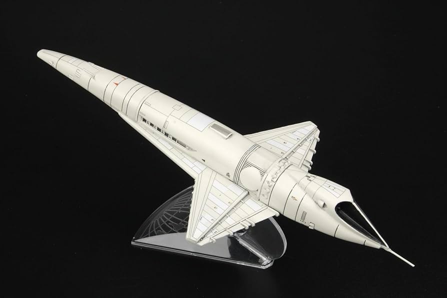 「模型　プラモデル　２００１年宇宙の旅　オリオン号（スペースクリッパー） Amazon | プラッツ メビウスモデル 2001年宇宙の旅 オリオン号