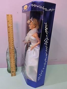 Amazon.co.jp: プリンセス ダイアナ妃 フィギュア人形 英国王室