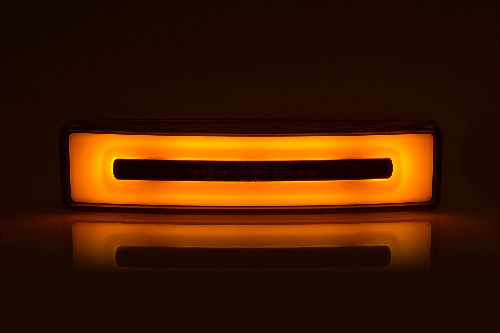 2 luci a LED di posizione anteriori al neon per cabina del tetto Scania 24 V con marchio E