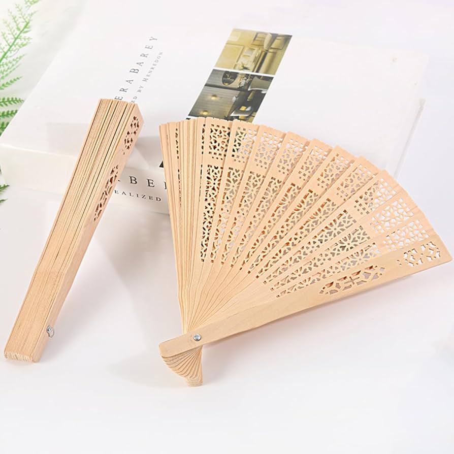 中国製 美人絵デザインの扇子 専用ケース付き、白檀 中国製 美人