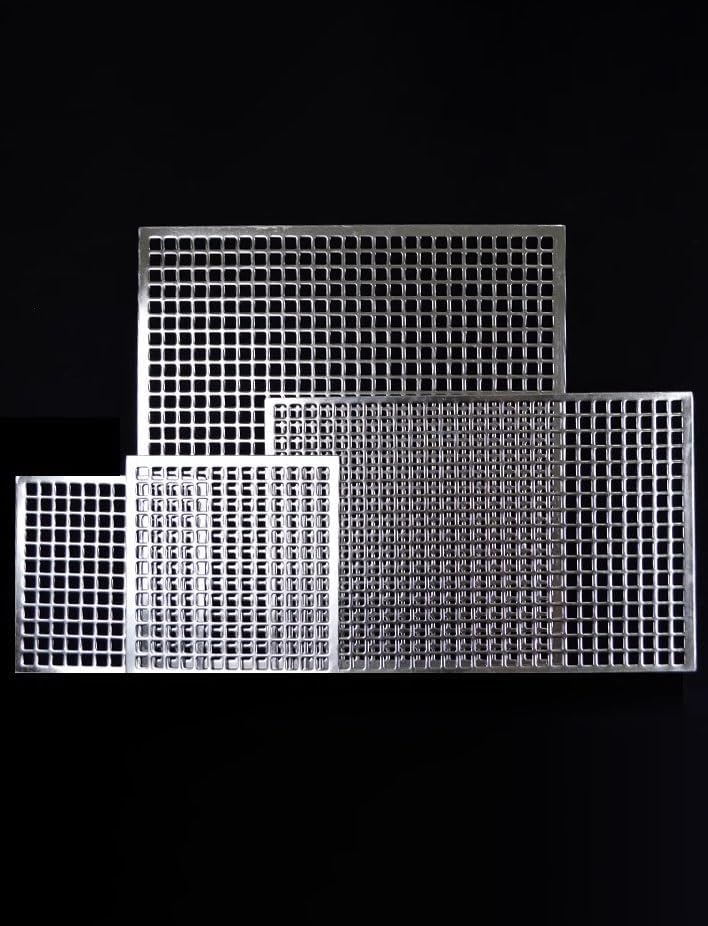 Stainless Steel Perforated Mesh Screen Panel, Decorative Metal Mesh Sheet with Square Holes for DIY Crafts & Grill Guard, 45x45cm (17.72x17.72in)
