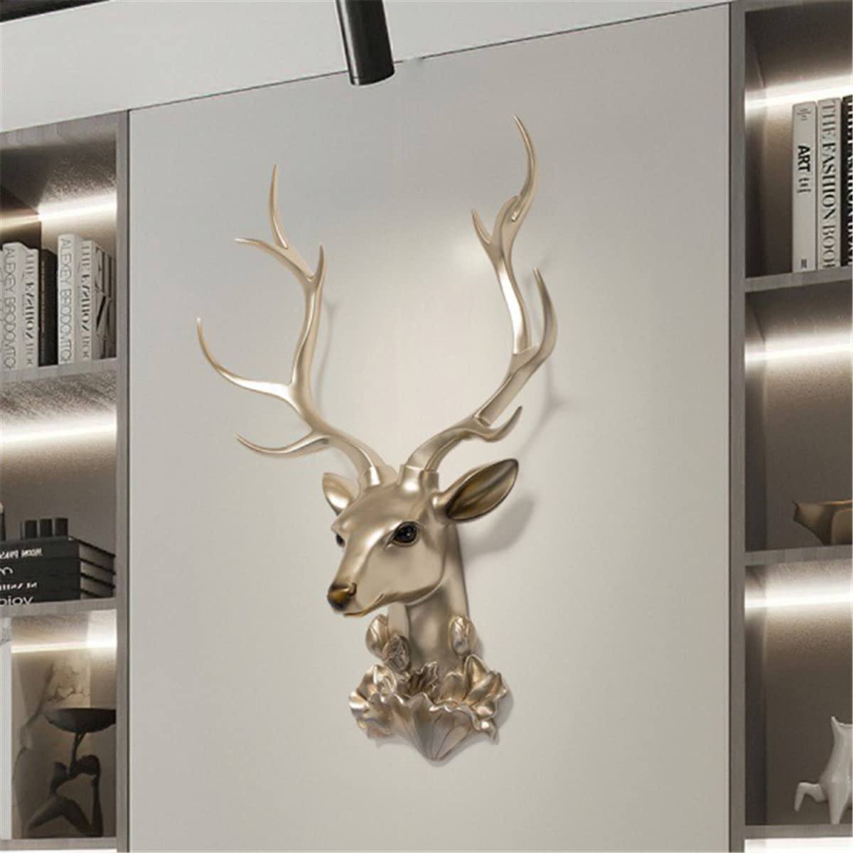 Testa di Cervo di Loto Dorato, Scultura da Parete con Testa di Animale 3D a Parete, Simulazione Domestica Decorazione Testa di Cervo Artigianato in Resina