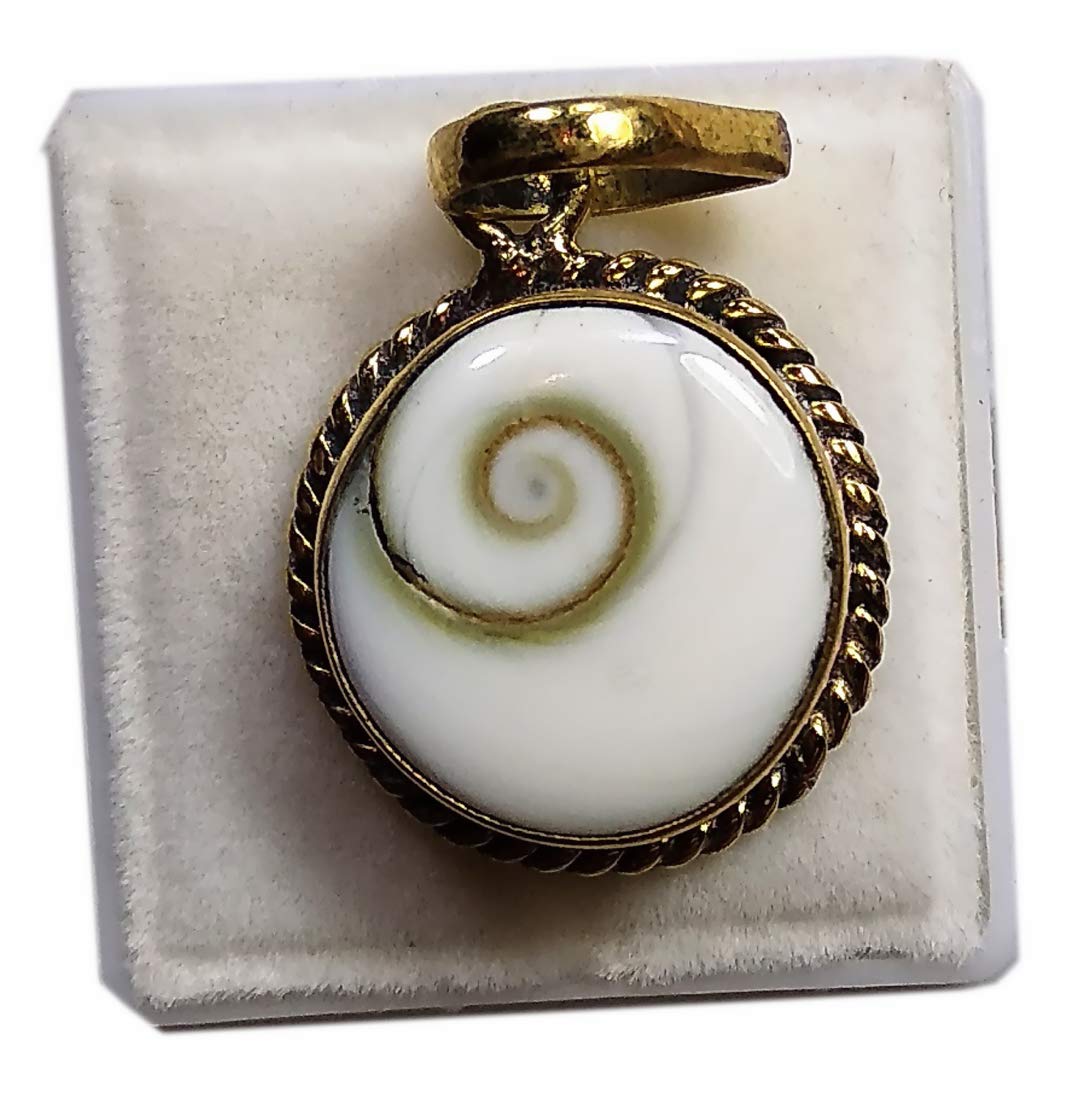 Natural Gomati Chakra Pendant Locket 7.22-8.33 Ratti 6.50-7.50 Carat Panchdhatu Metal Pendant Locket For Men And Women,Silver