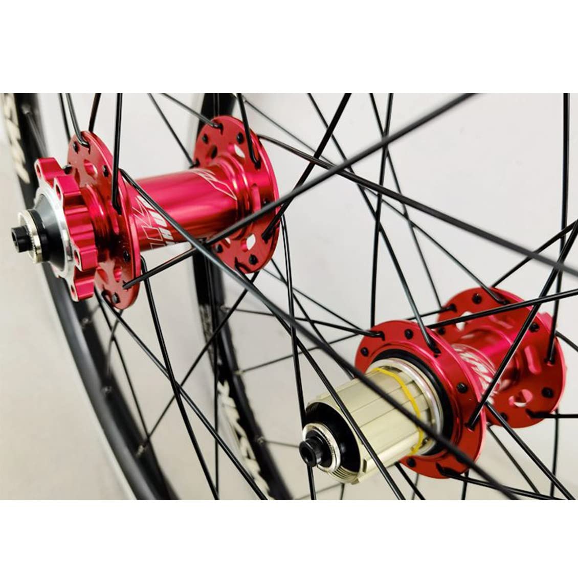 Amazon.co.jp: 自転車ホイール 20