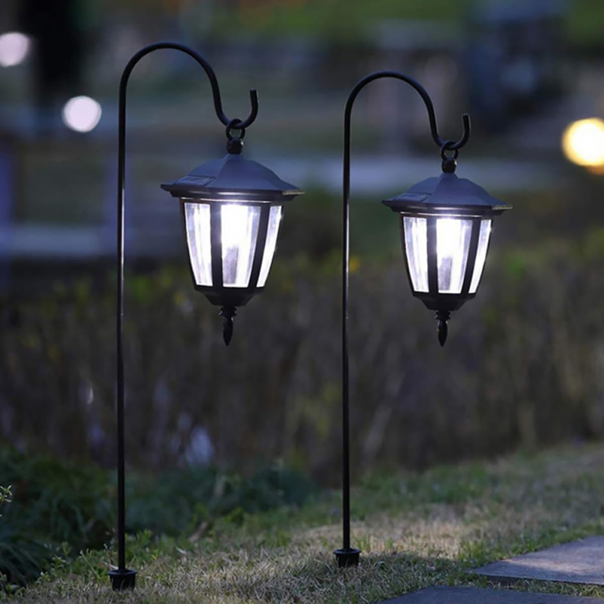 3pcs Iron Garden Hooks Set for Outdoor Lawn Hanging, Ground Inserted Light Hanging Hooks for Plants, Lanterns, and Garden Décor
