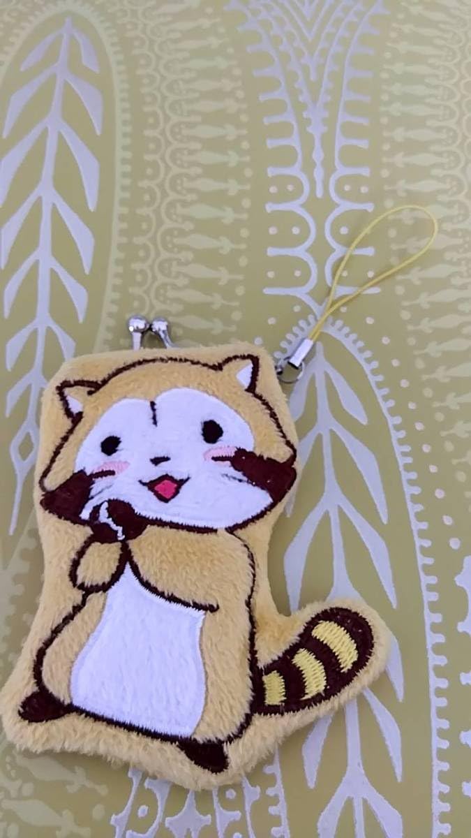 Amazon.co.jp: あらいぐまラスカル がま口 ストラップ付 裏地も 
