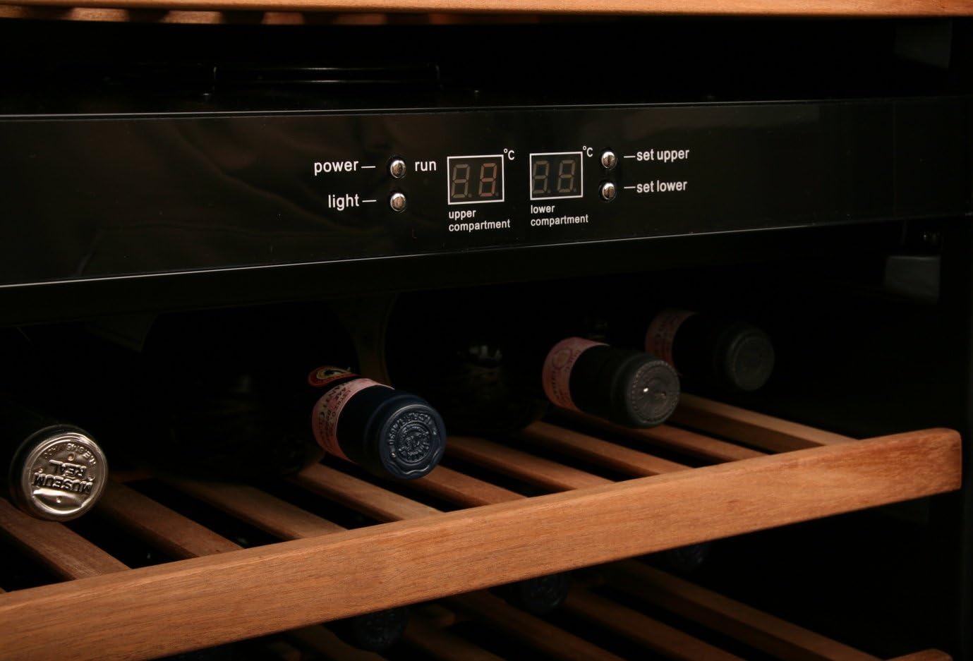 Vestfrost W32 Wine Cooler/frigorifero, 32 Bottiglia