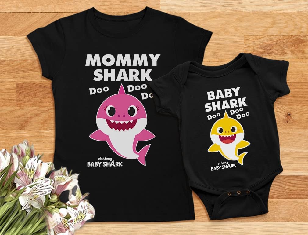 Tstars Mommy and Baby Shark Matching Outfits Mom Gifts Mother & Daughter Son Shirts Set